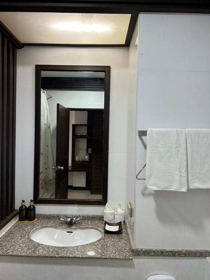 Grand Phranakhon Hotel Ayutthaya Eksteriør billede